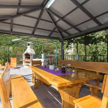 Andrea Apartman *